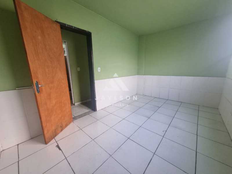 Apartamento à venda com 2 quartos, 42m² - Foto 4