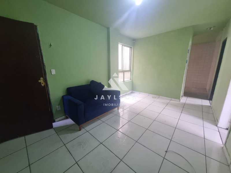 Apartamento à venda com 2 quartos, 42m² - Foto 1