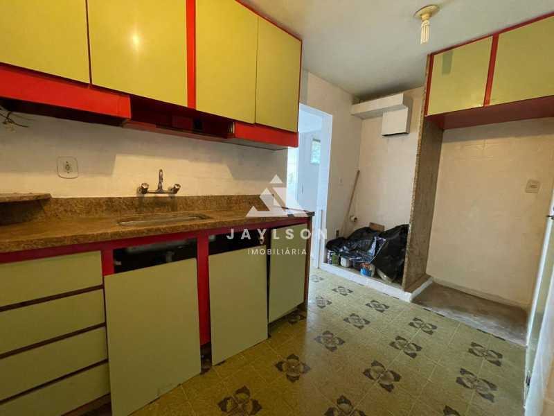 Apartamento à venda com 2 quartos, 82m² - Foto 9