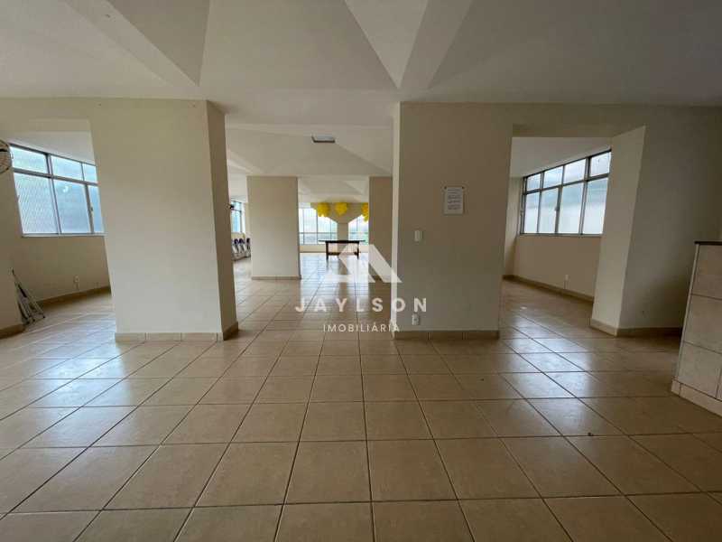 Apartamento à venda com 2 quartos, 82m² - Foto 17