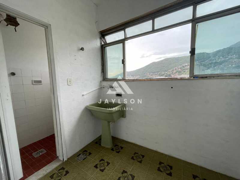 Apartamento à venda com 2 quartos, 82m² - Foto 11