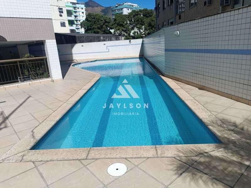 Cobertura à venda com 3 quartos, 235m² - Foto 9