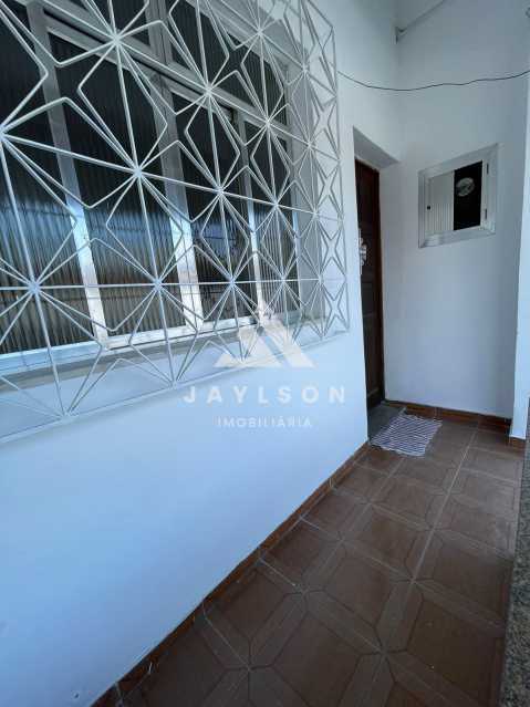 Apartamento à venda com 2 quartos, 79m² - Foto 3