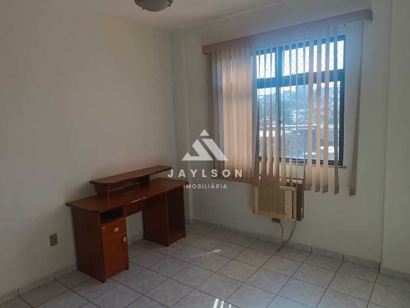 Apartamento à venda com 3 quartos, 96m² - Foto 18