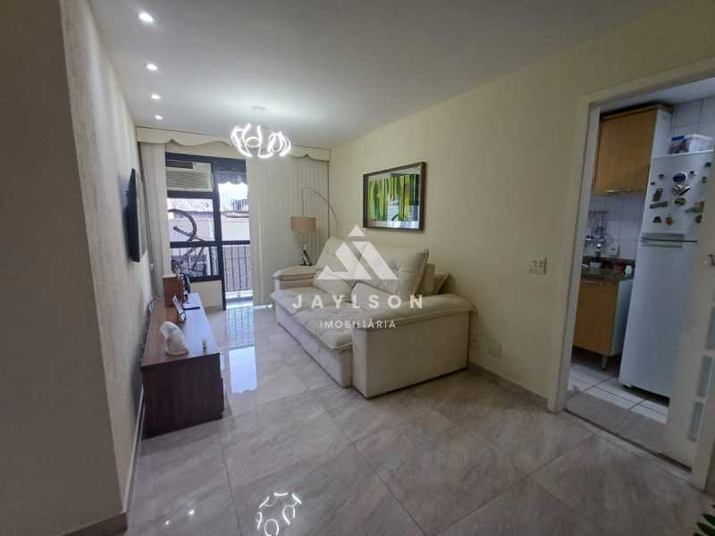 Apartamento à venda com 2 quartos, 71m² - Foto 1