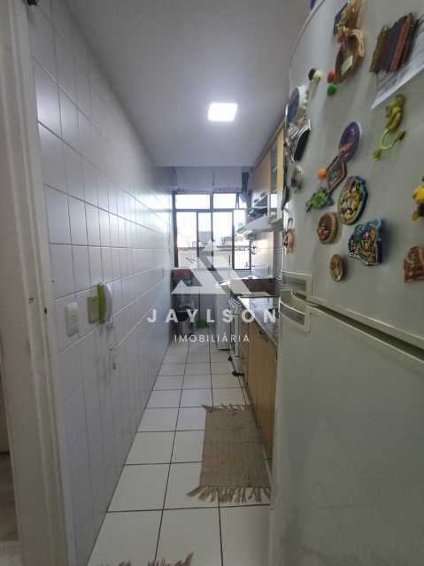 Apartamento à venda com 2 quartos, 71m² - Foto 23