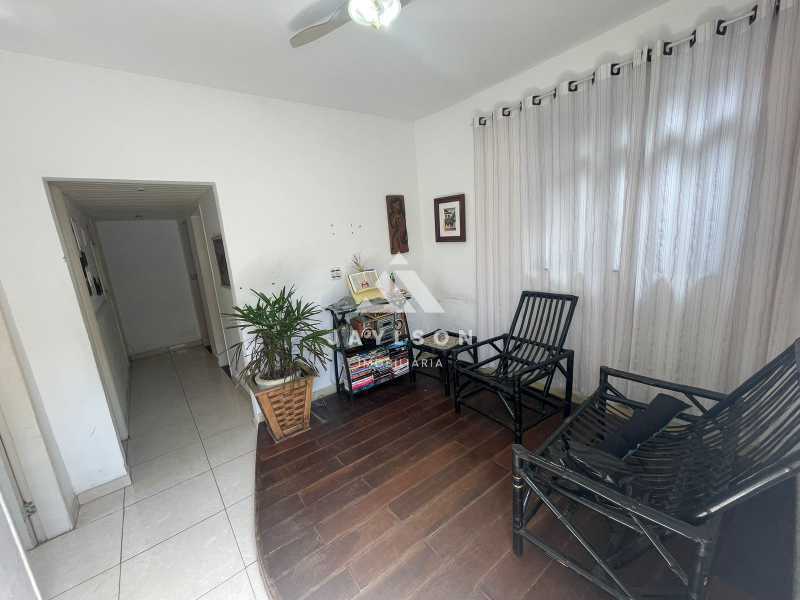 Apartamento à venda com 3 quartos, 70m² - Foto 17