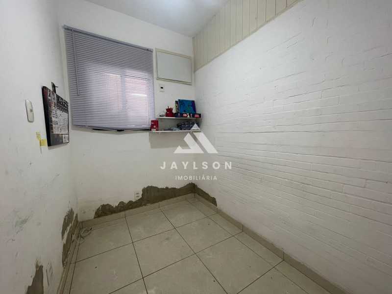 Apartamento à venda com 3 quartos, 70m² - Foto 18