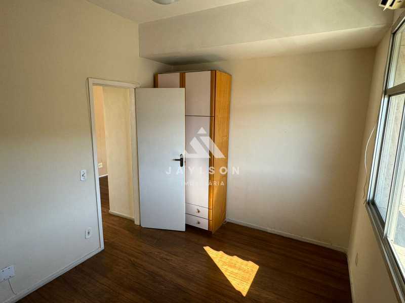 Apartamento à venda com 2 quartos, 75m² - Foto 15