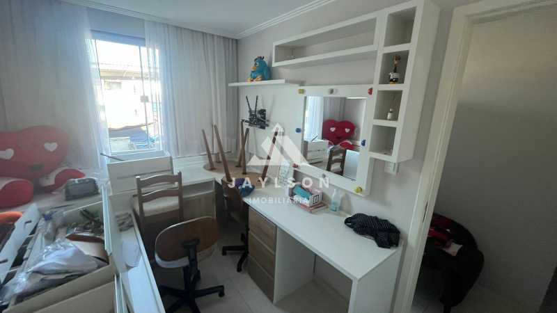 Casa à venda com 3 quartos, 93m² - Foto 9