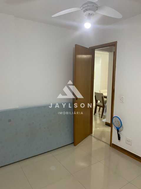 Apartamento à venda com 2 quartos, 63m² - Foto 11