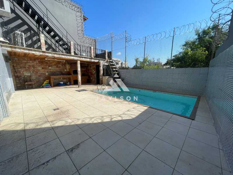 Casa de Vila à venda com 4 quartos, 131m² - Foto 28