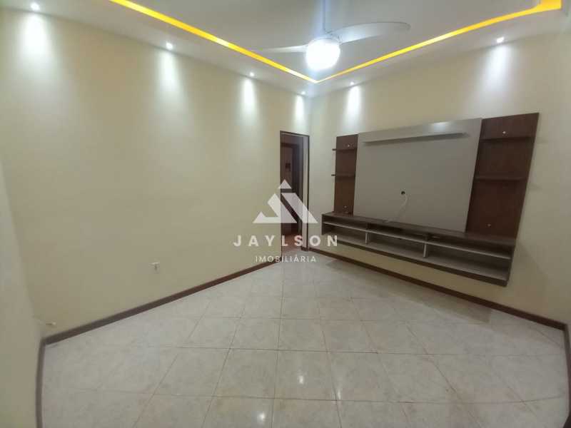 Apartamento à venda com 2 quartos, 81m² - Foto 1