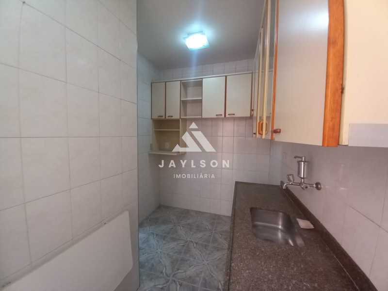 Apartamento à venda com 2 quartos, 81m² - Foto 14