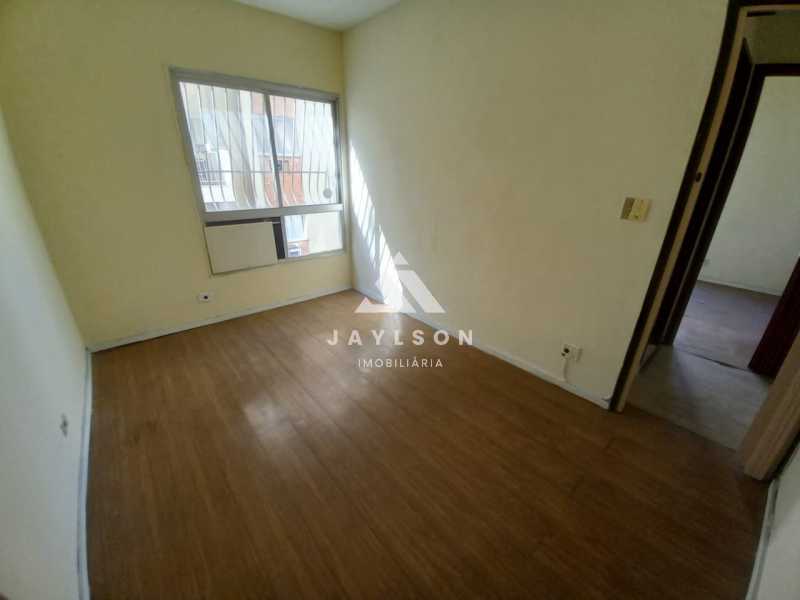 Apartamento à venda com 2 quartos, 58m² - Foto 9