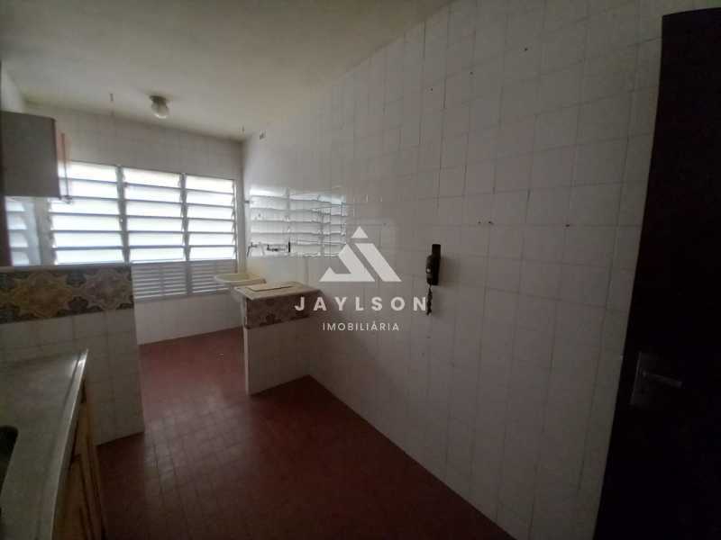 Apartamento à venda com 2 quartos, 58m² - Foto 12