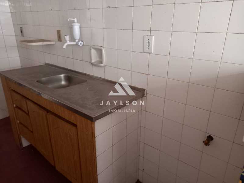 Apartamento à venda com 2 quartos, 58m² - Foto 15