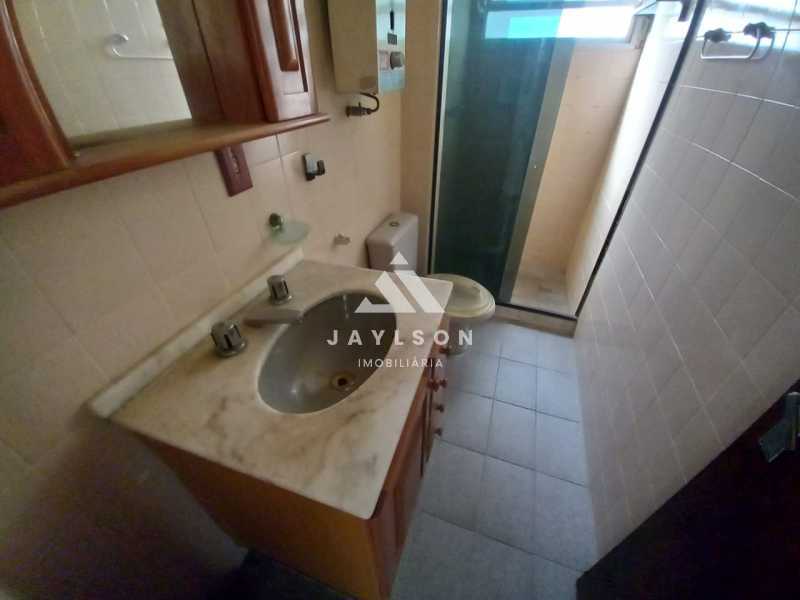 Apartamento à venda com 2 quartos, 58m² - Foto 19