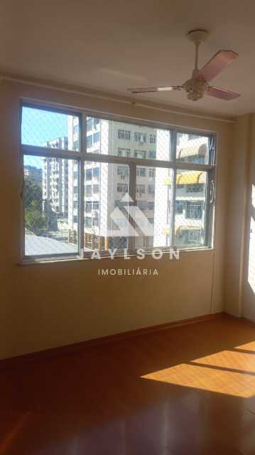 Apartamento à venda com 2 quartos, 61m² - Foto 1