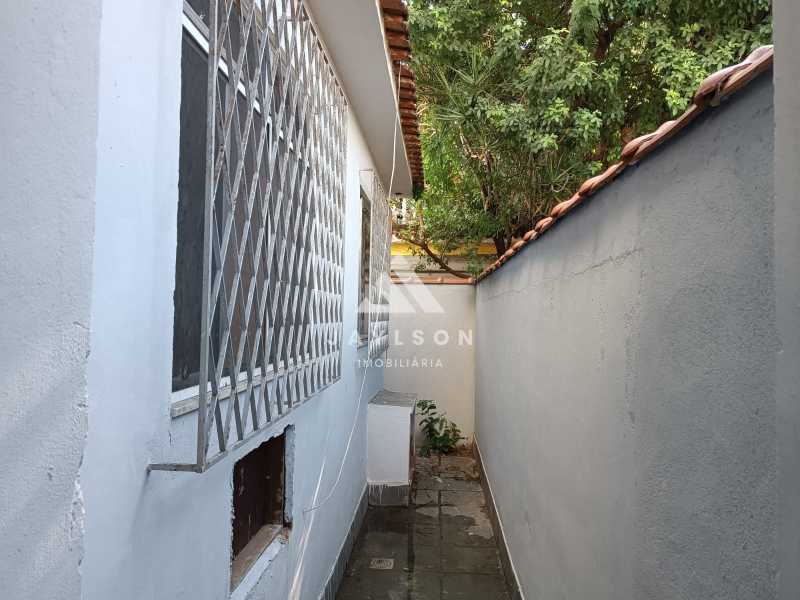 Casa à venda com 2 quartos, 150m² - Foto 5