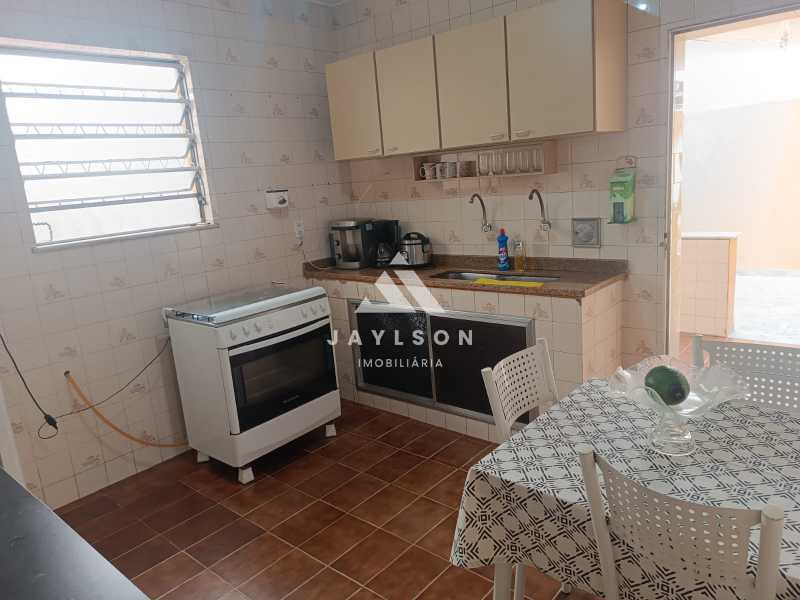 Casa à venda com 3 quartos, 150m² - Foto 15