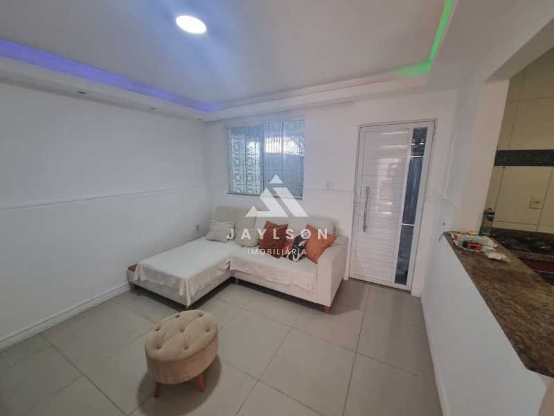 Apartamento à venda com 3 quartos, 98m² - Foto 11