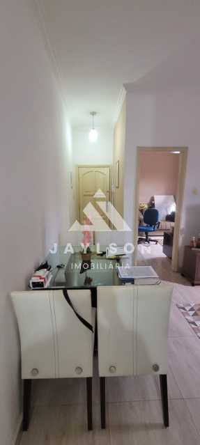 Apartamento à venda com 2 quartos, 58m² - Foto 3