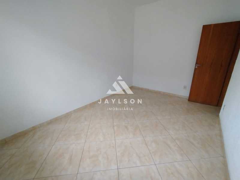 Apartamento à venda com 2 quartos, 75m² - Foto 11