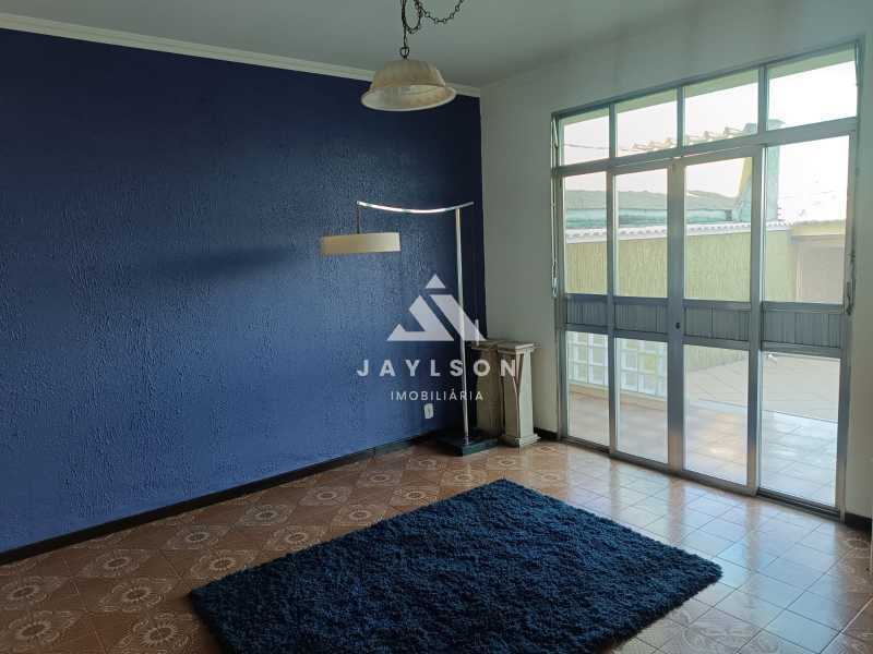 Casa à venda com 3 quartos, 190m² - Foto 12