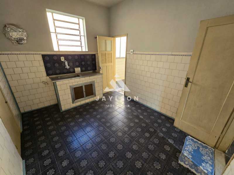 Apartamento à venda com 2 quartos, 78m² - Foto 23