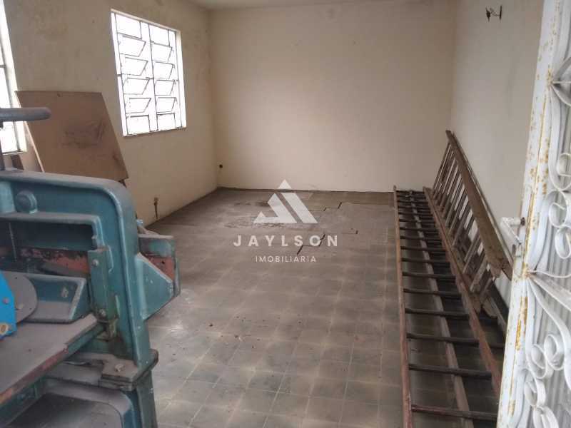 Casa à venda com 4 quartos, 127m² - Foto 8