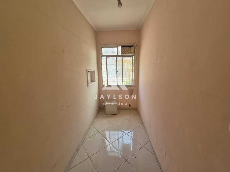 Apartamento à venda com 2 quartos, 65m² - Foto 12