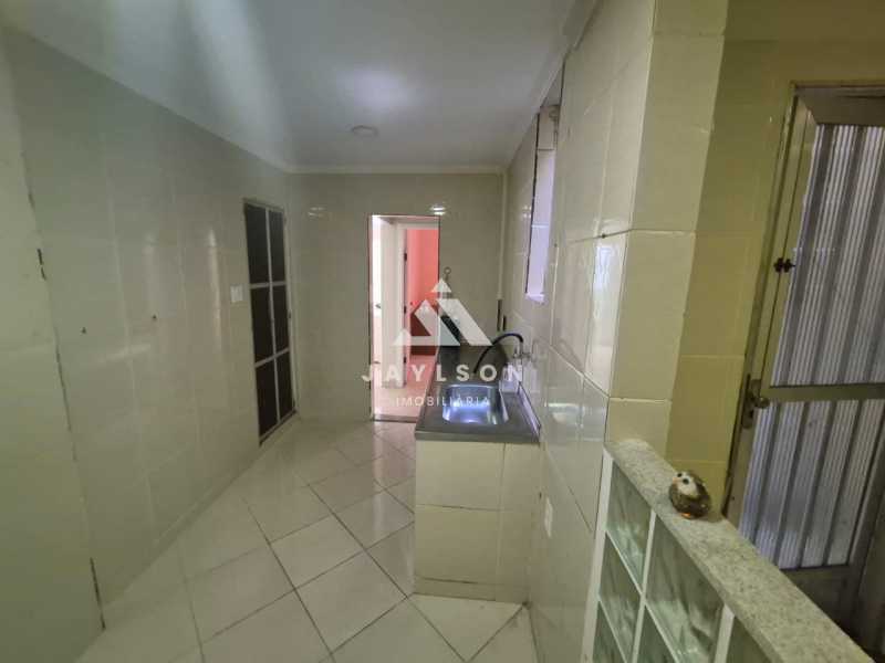 Apartamento à venda com 2 quartos, 65m² - Foto 19