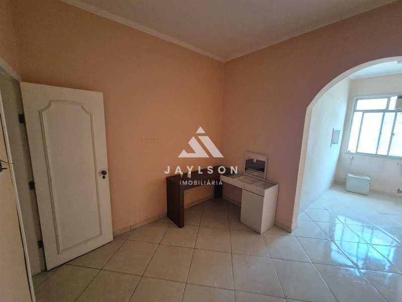 Apartamento à venda com 2 quartos, 65m² - Foto 9