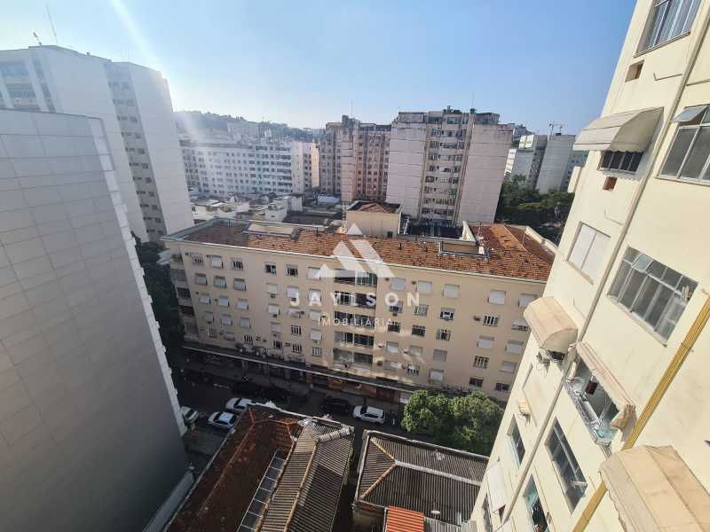 Apartamento à venda com 1 quarto, 37m² - Foto 18