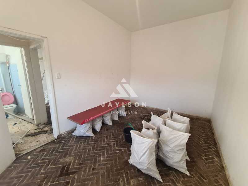 Apartamento à venda com 1 quarto, 37m² - Foto 20