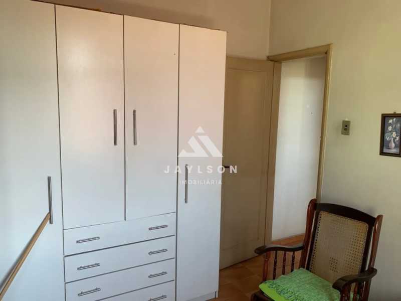 Apartamento à venda com 1 quarto, 45m² - Foto 11