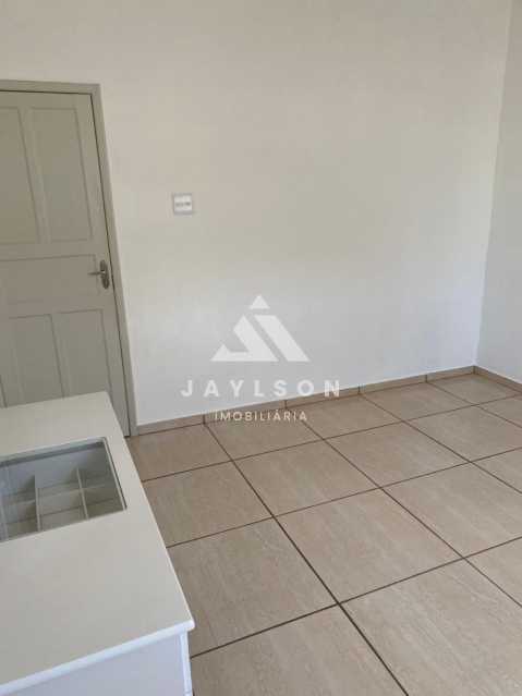 Apartamento à venda com 2 quartos, 68m² - Foto 11