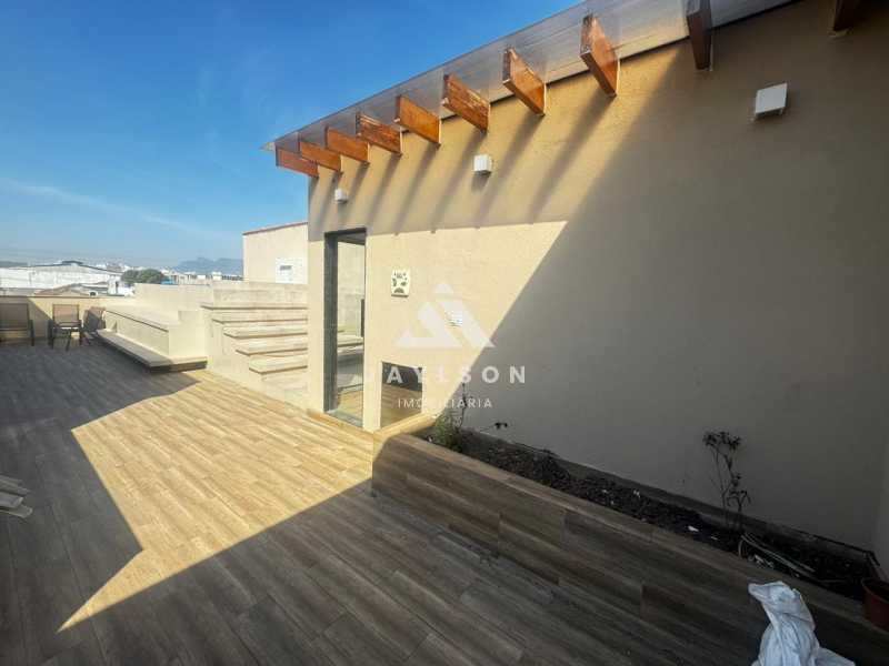 Casa de Condomínio à venda com 5 quartos, 402m² - Foto 28