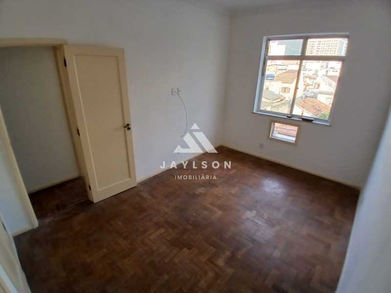 Apartamento à venda e aluguel com 2 quartos, 102m² - Foto 11