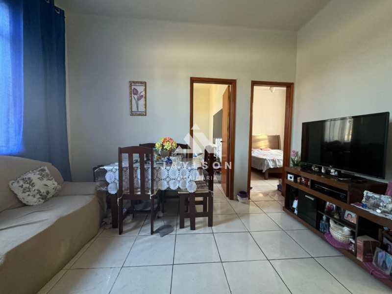 Apartamento à venda com 2 quartos, 60m² - Foto 3