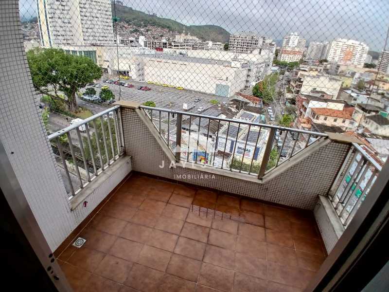 Apartamento à venda com 2 quartos, 80m² - Foto 4