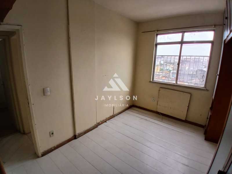 Apartamento à venda com 2 quartos, 80m² - Foto 7