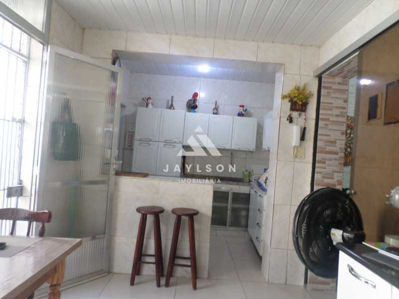 Casa de Vila à venda com 2 quartos, 90m² - Foto 11