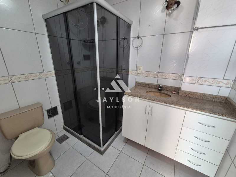 Apartamento à venda com 2 quartos, 67m² - Foto 17