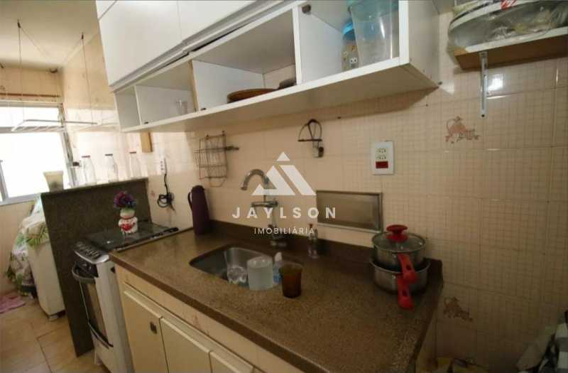 Apartamento à venda com 2 quartos, 55m² - Foto 12