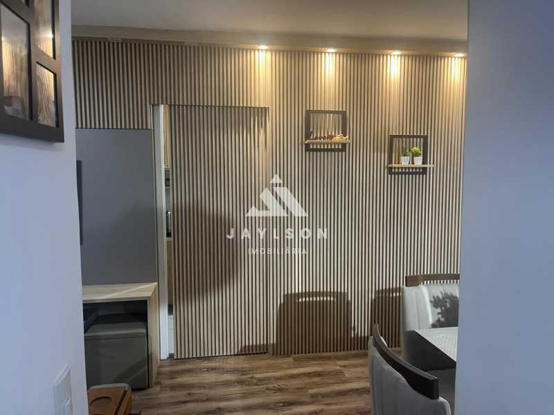 Apartamento à venda com 3 quartos, 75m² - Foto 1