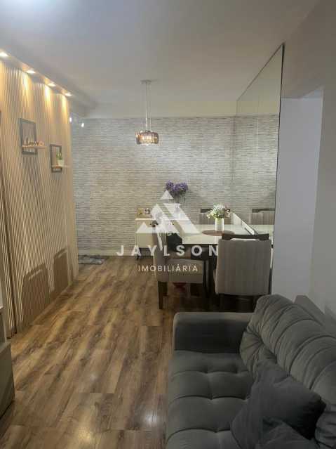 Apartamento à venda com 3 quartos, 75m² - Foto 2