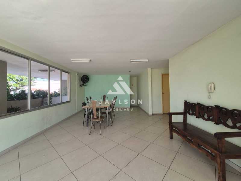 Apartamento à venda com 2 quartos, 60m² - Foto 10