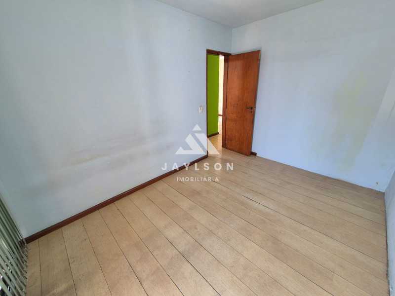 Apartamento à venda com 2 quartos, 60m² - Foto 20